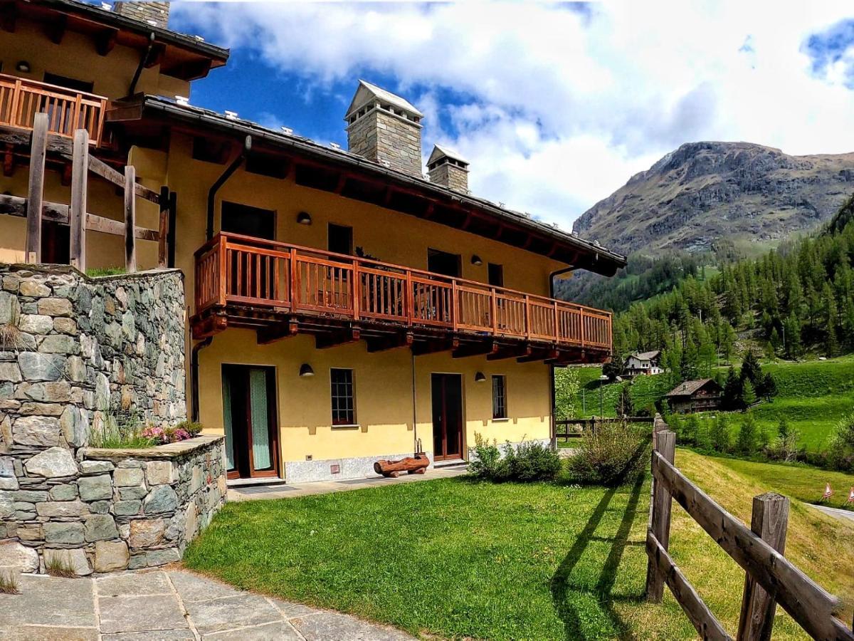 Punta Vittoria Sub 14 - Residence Anderbatt Gressoney - 3 Locali - Cir N 0010 Staval Kültér fotó
